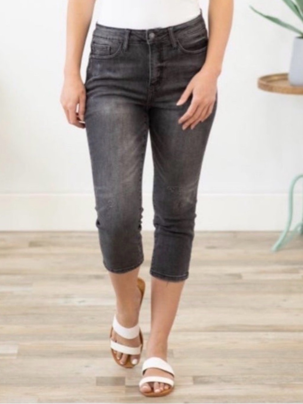 NWT Judy Blue High Waist Skinny Capris